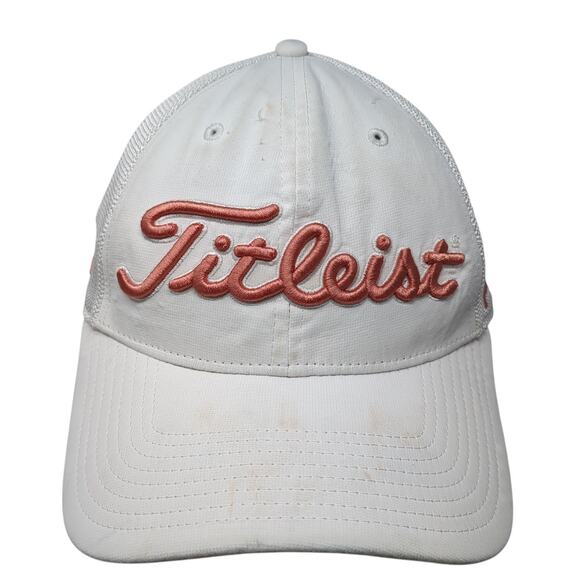 Titleist Fitted Hat White Medium Embroidered Spell Out New Era 6 Panel - Picture 1 of 10